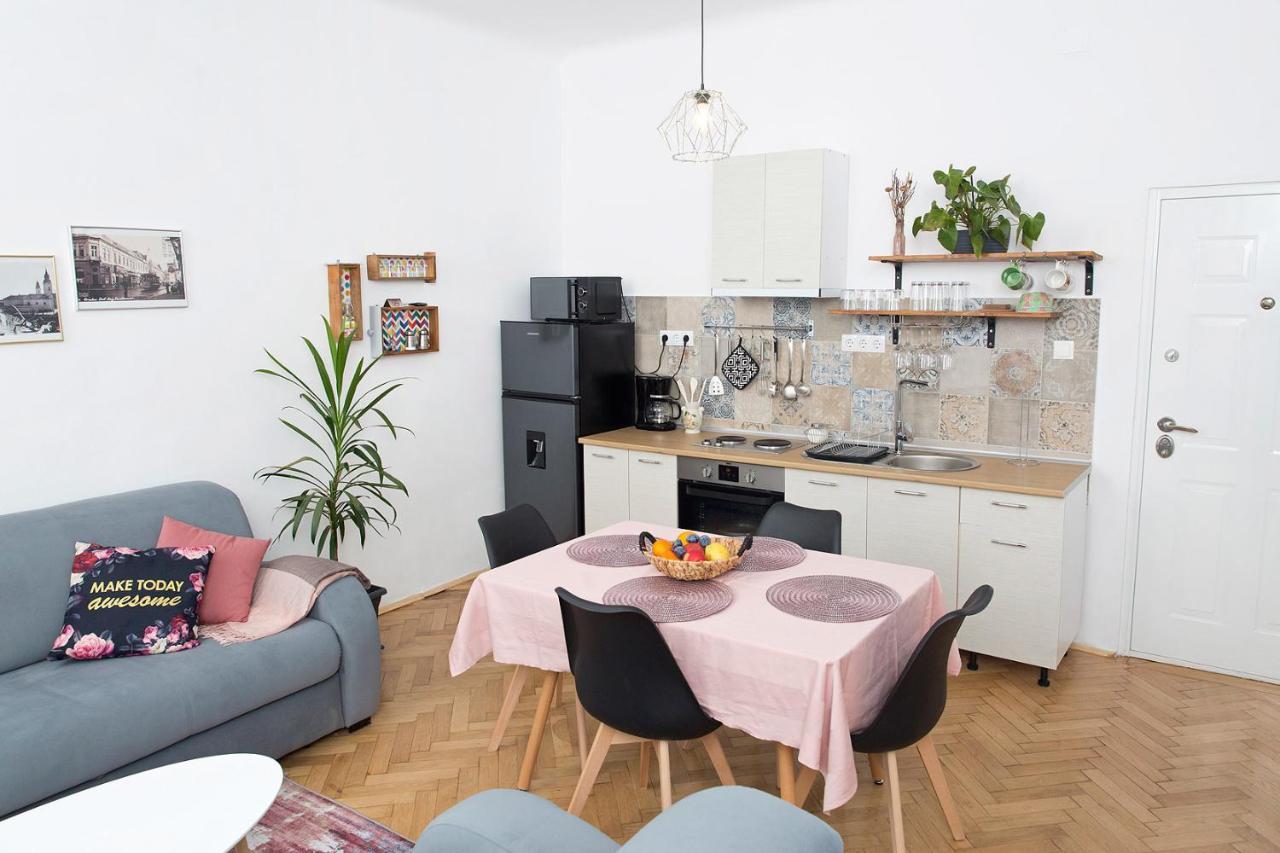 Spiegel Center Apartment Oradea Ngoại thất bức ảnh